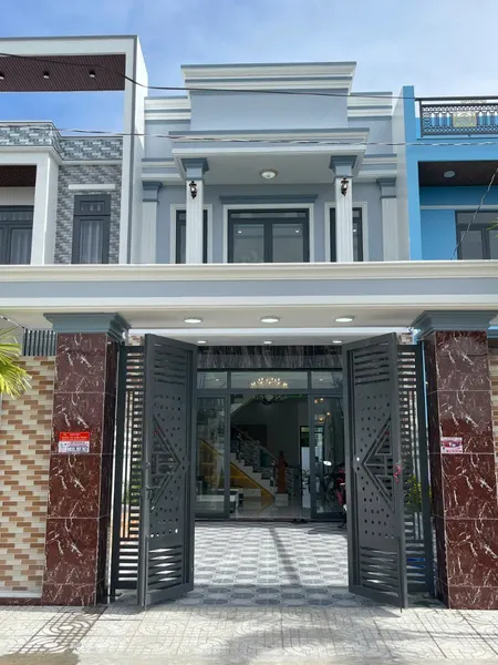 BÁN NHÀ MỚI ĐẸP – DIỆN TÍCH KHỦNG 6x30M – 4 PHÒNG – CÁCH TRƯỜNG HỌC CHỈ 1KM (Tin Hết Hạn)