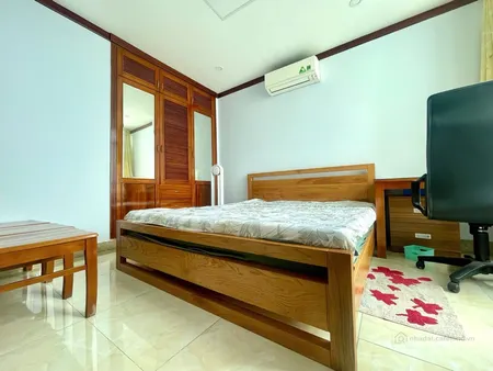Cần bán căn hộ chung 95 m2 , 2 PN, 2 WC (Tin Hết Hạn)
