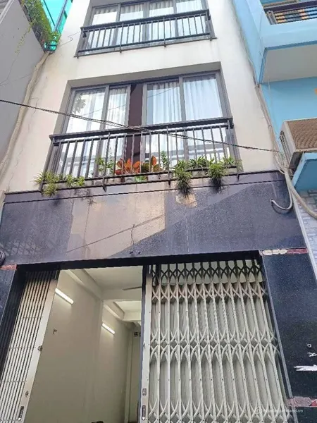 Nhà đẹp 30,6 m2 (3,8 x 8), 4 tầng 3PN, gần mặt tiền Đề Thám, Cô Giang. 7,6 tỷ (Tin Hết Hạn)