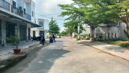 ĐẤT NGỘP LÔ GÓC DT: 90m2,(6x 15) MT nhựa 15 m tại Gò Mỹ Hạnh Nam,GIÁ: 1 TỶ 3 (Tin Hết Hạn)