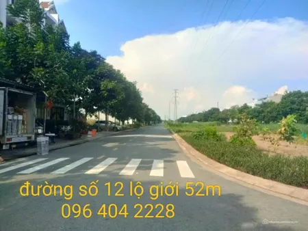 Chính chủ gửi bán nền mặt tiền đường số 12 ( Lộ giới đường 52m ) KDC phong phú 4 (Tin Hết Hạn)