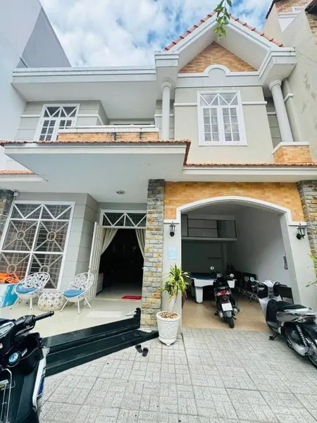BÁN BIỆT THỰ LẠC LONG QUÂN VŨNG TÀU – (SỔ HỒNG HOÀN CÔNG) GẦN BIỂN GIÁ CHỈ 19 (Tin Hết Hạn)