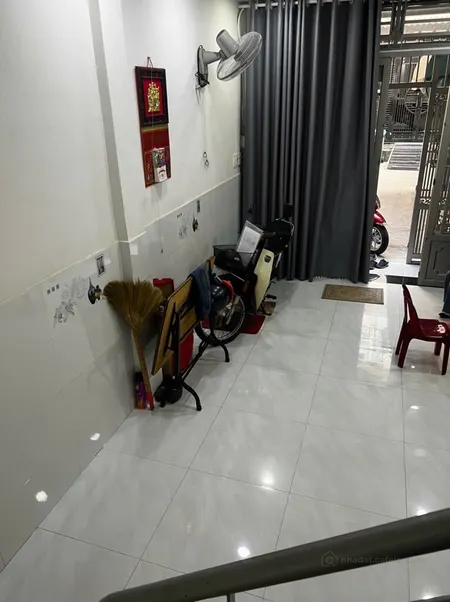 NGAY PHẠM VĂN HAI - HXH - 2 TẦNG 2 PN- DT 31M2 - SỔ ĐẸP - GIÁ 4.7 TỶ (Tin Hết Hạn)