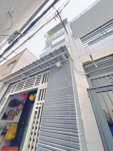 Chỉ 3,6 tỷ - nhà 4 tầng BTCT - 23,6 m2 (3,6 x 6,6) - Đoàn Văn Bơ (Tin Hết Hạn)