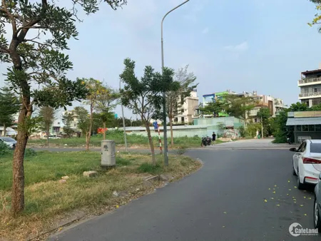 bán gấp lô góc 2 mt 7x18m khu sadaco ven sông phường tân phong Quận 7 (Tin Hết Hạn)