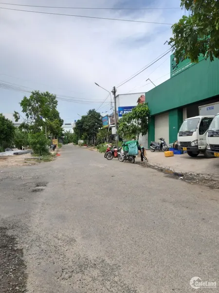BÁN 3 NỀN LIỀN KỀ CÙ CHÍNH LAND CÓ NHÀ XƯỞNG ĐANG CHO THUÊ 22TR/THÁNG (Tin Hết Hạn)