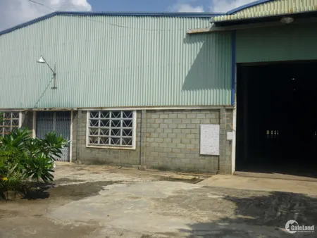 Nhà xưởng khu công nghiệp Lê Minh Xuân, thổ cư 279m2, 2,5 tỷ (Tin Hết Hạn)