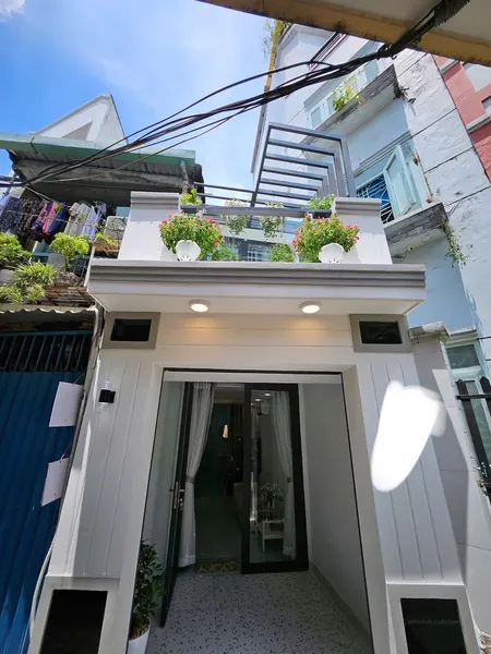NGAY TRUNG TÂM - NHÀ MỚI VÀO Ở NGAY FULL NỘI THẤT- 2PN - 26M2 - GIẢM CÒN 4.49 TỶ (Tin Hết Hạn)