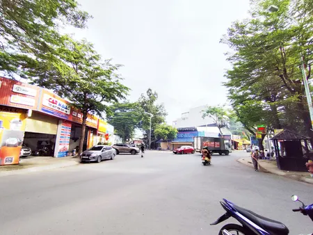 Bán đất 1960.1m² ngang 9m giá 200 tỷ tại Phường Long Trường Quận 9