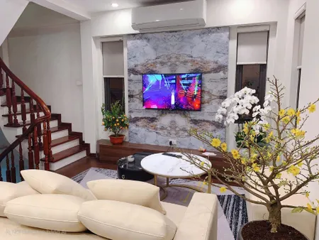 LÔ GÓC VIỆT HƯNG,LONG BIÊN DT41M GIÁ CHỈ 8.45 TỶ NGÕ THÔNG Ô TÔ QUA NHÀ