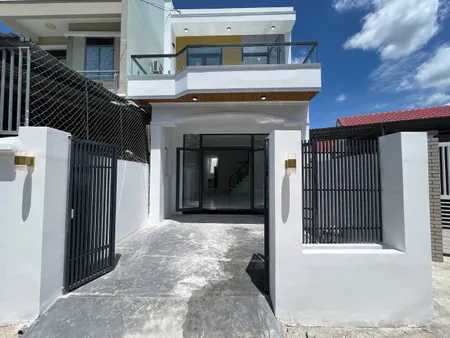 Nhà đẹp mới xây ngay trung tâm thị trấn Diên Khánh