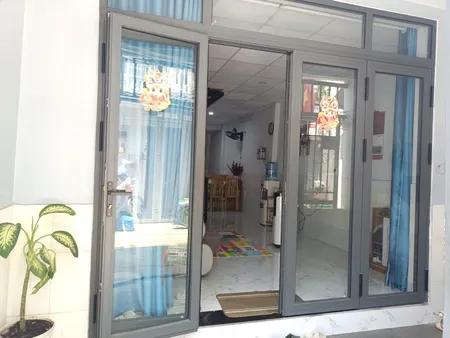 Nhà 2 Tầng Hoàn Công – Dòng Tiền 8 Triệu/Tháng – 55m² – Trường Thọ Thủ Đức – Giá Chỉ 4.8 Tỷ!