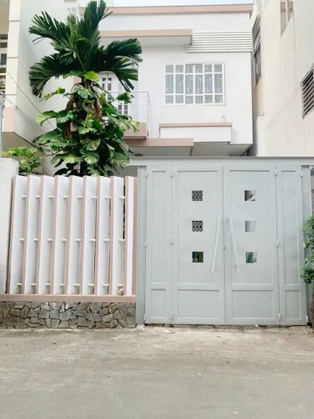 Bán nhà đường linh đông - 170m2 - 3 tầng - giá 12.5 tỷ TL