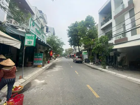 Bán đất Nguyễn Phước Nguyên - gần Hà Huy Tập: Diện tích : 81m2