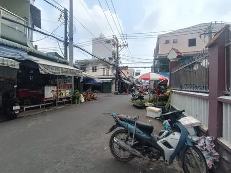 Bán nhà 3 tầng chợ tam hà, linh đông - 80m2 - giá 11 tỷ