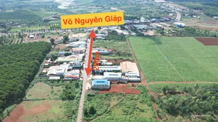 Bán nhà và kho xưởng 3500m2 ngay ngã 3 La Sơn, cách Trường Chinh nối dài, Tp.Ple