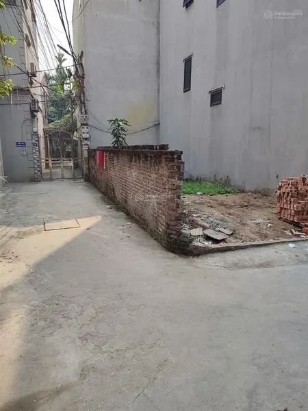 Ngõ thông ô tô vào cuối trịnh văn bô chính chủ gửi mảnh đất lô góc 38m2 giá chỉ 4.9 tỷ