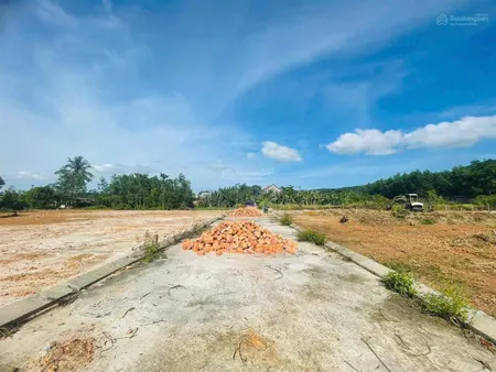 Bán 180m2 đất ở hoàn toàn ngang 6m, giá 870tr