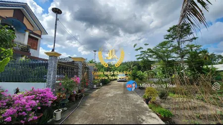 Chính chủ gửi bán 1200m2 đất phủ hồng xã đồi 61, ngay tổng kho 640ha, chỉ 2,7 tỷ thương lượng