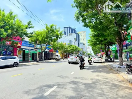 Bán lô đất Biển Mỹ Khê 3 mặt tiền cực hiếm cách 100m bãi biển
