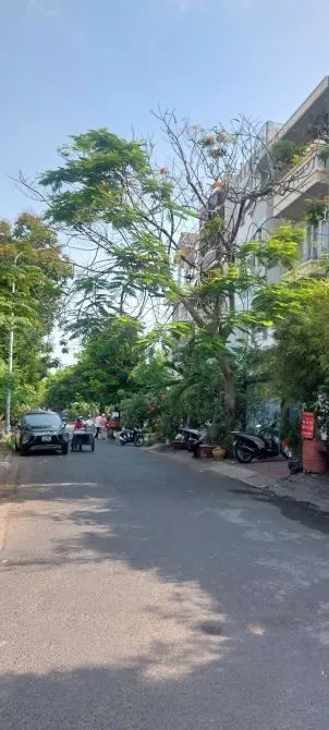 Nhà bán đường số 1 KDC Nam Long - Trần Trọng Cung, Q.7(5×22m) 5 lầu, giá 18.5 tỷ