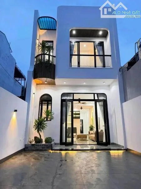 Cần Bán Căn Nhà Đường Đồng Khởi Gần CX 75 DT 5x20 Sổ Riêng Thổ Cư 100%