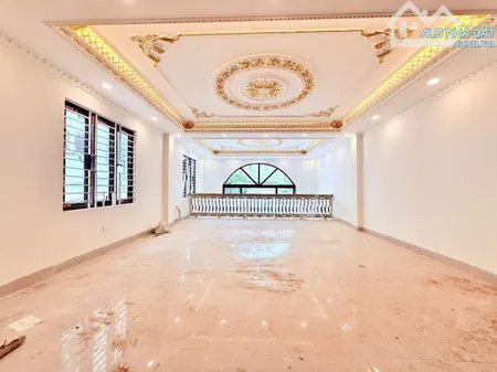 Biệt thự phố dát vàng – Bát Khối – Long Biên – lô góc 2 mặt thoáng – 7T thang máy – 19tỷ