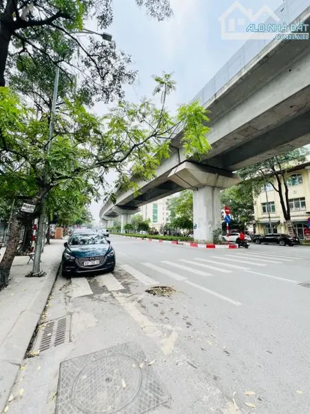MẶT PHỐ HÀO NAM - LÔ GÓC KINH DOANH BUILDING - 61M - 21.5 TỶ
