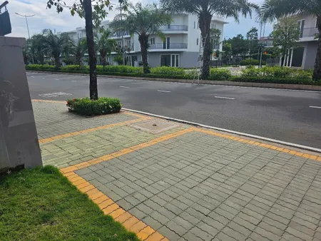 BDS HVL SHOPHOUSE TRỤC E 9x15m DRAGON VILLAGE Q9