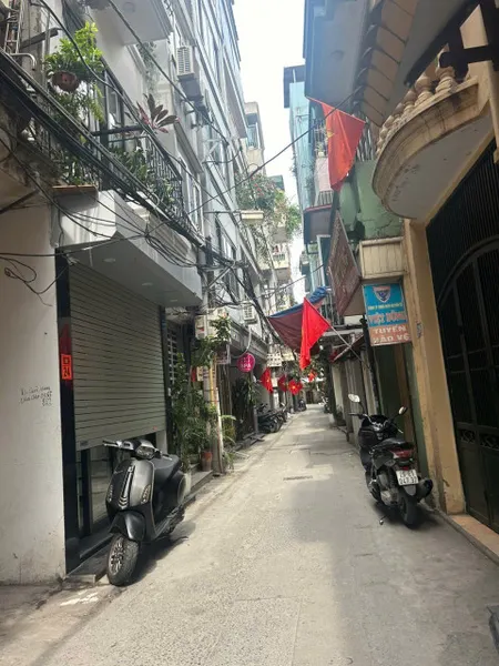 Bán nhà Khương Trung - Vũ Tông Phan (TX) 40m, 3 tầng, mt  3.4m, giá 11.2 tỷ