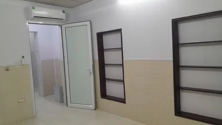 Cho thuê nhà Tập thể tầng 1 Kim Liên, 60m2, 2 ngủ, 10 Triệu vào ngay