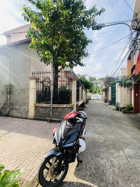 Siêu phẩm linh trung ngay trung đường số 8 giá cực tốt