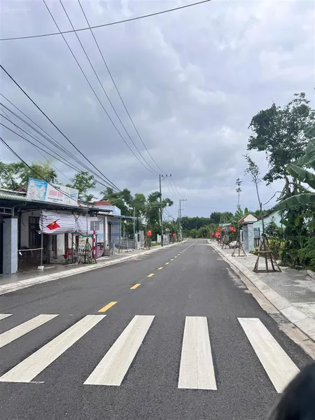 Hòa tiến đường nhựa 11m5 phù hợp ở, nhà vườn, kho, xưởng,..