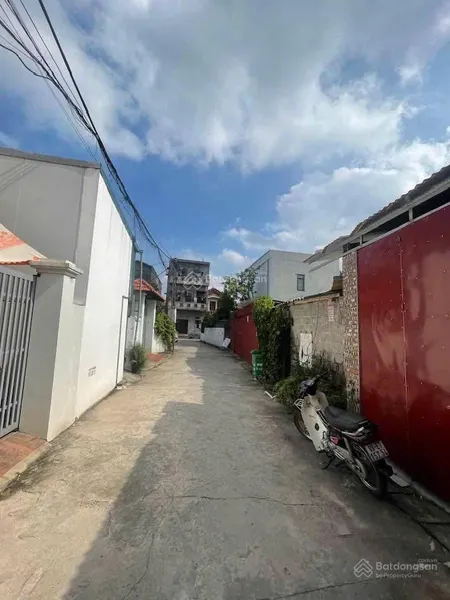 Tài chính hơn 3 tỉ đồng sở hữu ngay lô đất 55m2 tại thôn đan nhiễm văn giang hưng yên có sẵn nhà c4