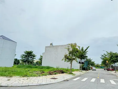 Tặng lộc 50tr đất tại đường 30/4, 850 triệu, 100m2, bến cát, bình dương,full thổ cư,shr