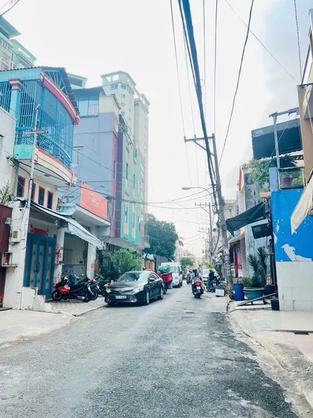 TÔ HIỆU - XE HƠI VÀO NHÀ - 70M2 [4*17,5M] - 4 TẦNG - HẺM XE TẢI 6M - TẶNG FULL NỘI THẤT - GIÁ CHỈ HƠN 9 TỶ