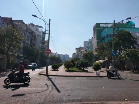 MẶT TIỀN HIỀN VƯƠNG - TÂN PHÚ - VIEW CÔNG VIÊN - 4 TẦNG - 88M2 (4X22) VUÔNG A4 - ĐƯỜNG NHỰA 30M - VỪA Ở VỪA LÀM VP - GIÁ 13,5 TỶ TL