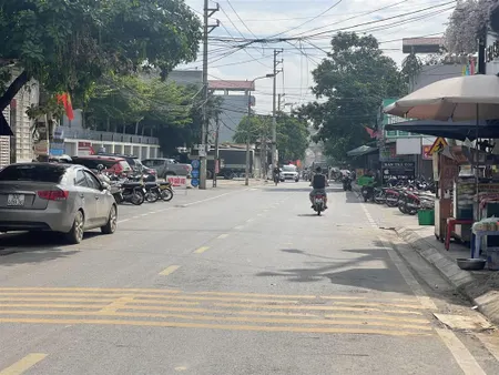 Đất 100m sổ đỏ cạnh trường học, khu kinh doanh giá cực mềm!