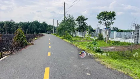 Nguyễn huệ khu nhiều nhà vườn biệt thự 3000m2 23x125m chỉ 4,8 tỷ