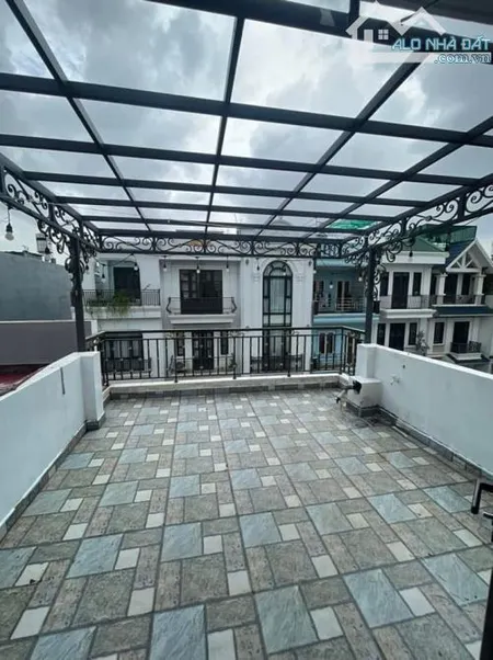 BÁN NHÀ 4 TẦNG KHU CHỢ HOA QUẢ- SỞ DẦU-Hồng Bàng – FULL NỘI THẤT – GIÁ CHỈ 3,7 TỶ