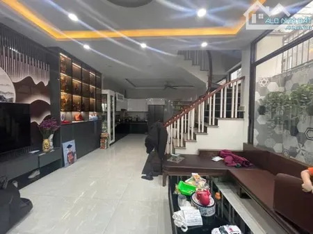 BÁN NHÀ HỒ TÙNG MẬU PHÂN LÔ NGÕ THÔNG 2 ĐẦU OTO DT52M2*MT5M*5TẦNG DÂN XÂY. NHỈNH 10 TỶ