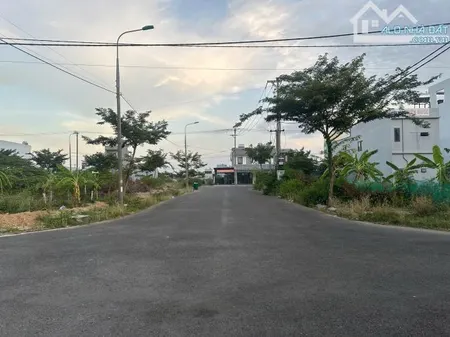 Bán lô góc 156m ngang 7,7m ngã tư đường 10,5m Khu Nam Hòa Xuân Block B2-84 giá 8,5 tỷ Tl
