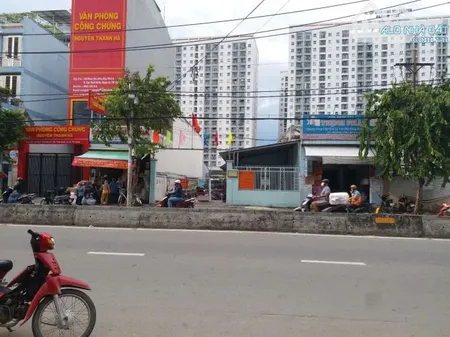 Nhà mặt tiền KD Phan Văn Hớn duy nhất 1 căn 11.5 tỉ