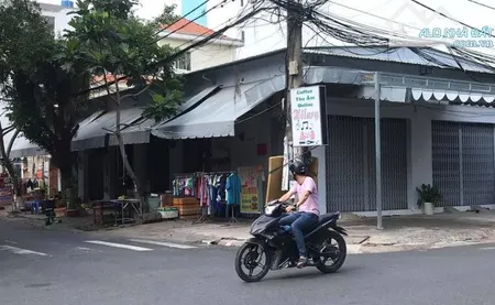 Bán nhà góc 2MT Cư Xá Phú Lâm B, 5 x 18m, cấp 4, giá 10.7 tỷ. gần chợ Bà Hom.