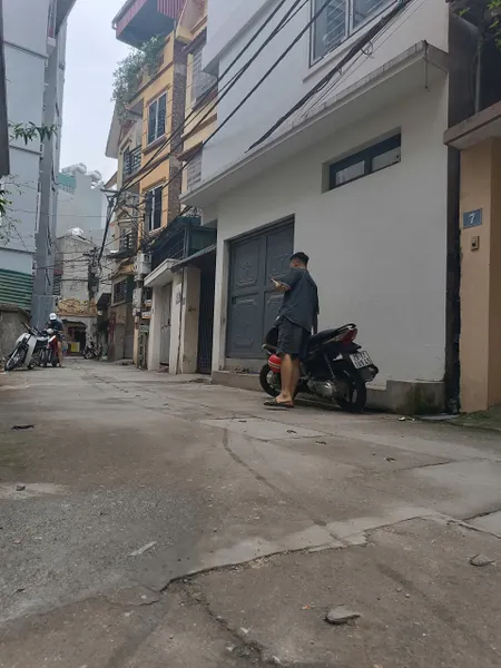 Bán đất phân lô Tứ Hiệp, 45m2,  mặt tiền 5.2m, giá 6.2 tỷ, ô tô tránh đỗ