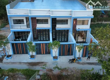 NHÀ MẶT TIỀN ĐƯỜNG MẪU GIÁO ẤP 2 TRỌN GÓI 2 Tỷ 050