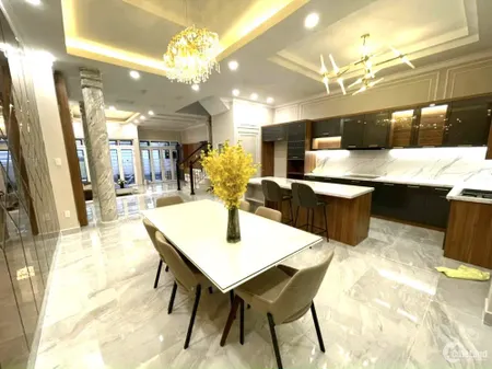 Nhà lung linh 113m2 (6,4 x 18), 4 tầng, Võ Thị Sáu, Quận 1. 27,5 tỷ (Tin Hết Hạn)