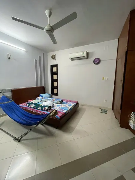 Nhà gần mặt tiền đường, ngang gần 5m, 3 tầng btct, 3pn khép kín, pháp lý chuẩn (Tin Hết Hạn)