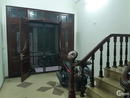 Bán nhà 38m x 5 tầng đường Cát Linh, Đống Đa (Tin Hết Hạn)
