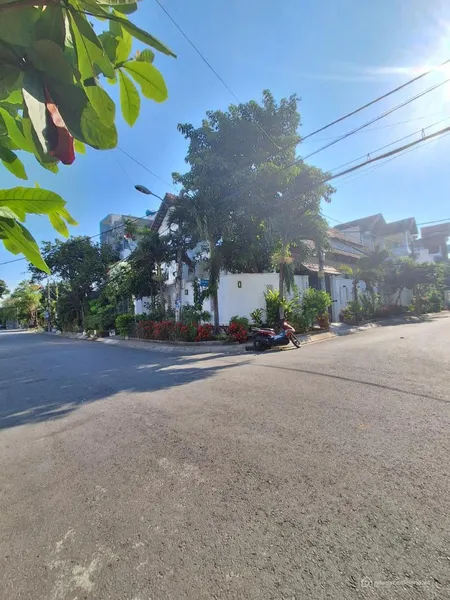KDC Lập Phúc ,Biệt thự lô góc 220m2 ,trệt 2 lầu ST ,Lê Văn Lương ,Phước Kiểng. (Tin Hết Hạn)